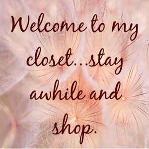 Welcome!  I sell a variety of new, pre-loved & vintage clothing & accessories!
